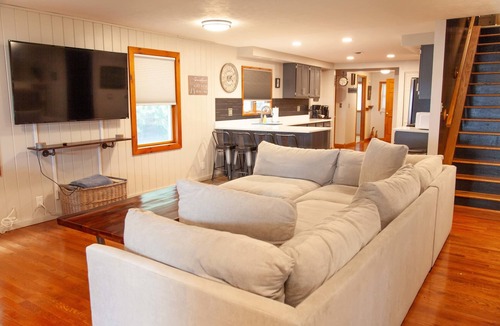 Geneva House | Lakefront House w/Hot Tub & Game Rooms