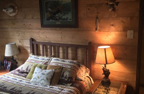 Monroe House | Lakefront Hunting/Fishing