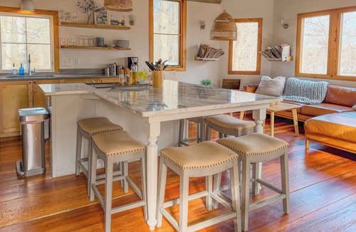 Hurdle Mills House | Lakefront Hygge: Dock|Marine Hammock|Screen Porch