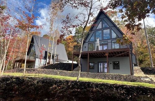 Seneca Cottage | Lakefront Keowee Luxury Cottages 129