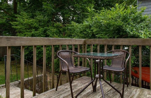 Coventry Lake Cabin | Lakefront - King - W&D - PetsOK - Kayaks - SUPs
