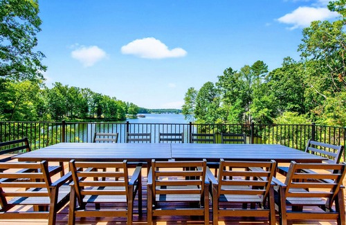Bumpass House | Lakefront Lake Anna, Beach, Dock, Views