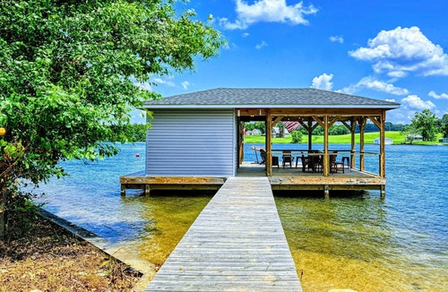 Mineral House | Lakefront Lake Anna, Boat Dock, Deck Views