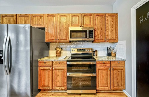 Mineral House | Lakefront Lake Anna, Dock, Views, Deck, Movies