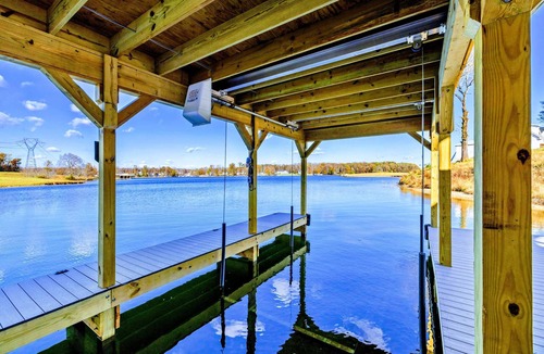 Mineral House | Lakefront Lake Anna, Pool, Beach, Dock