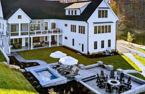 Mineral House | Lakefront Lake Anna, Pool, Beach, Dock
