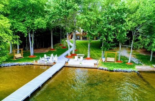 Bumpass House | Lakefront Lake Anna Views, Dock, Beach, Firepit