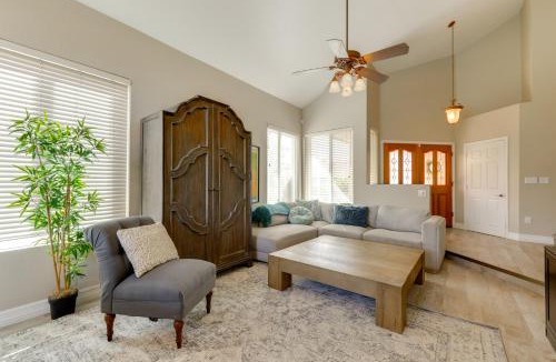 Lakewood House | Lakefront Living! Huge Phoenix Home w/Pool Table