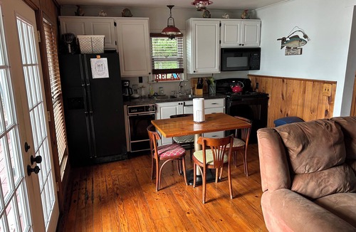 Wagoner House | LakeFront Living! Minutes from Tulsa!