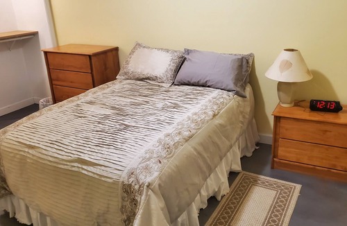 Siren Cabin | Lakefront living vacation style!
