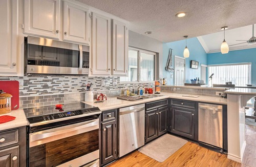 West Livingston House | Lakefront Livingston Home w/Grill & Views!
