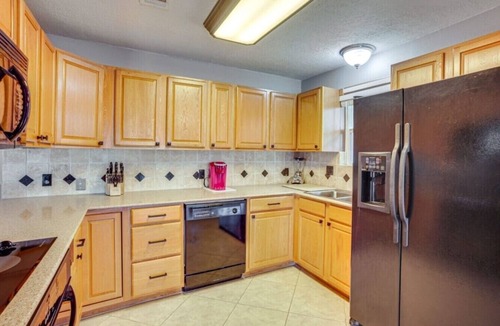 West Livingston House | Lakefront Livingston Retreat w Dock & Fire Pit!