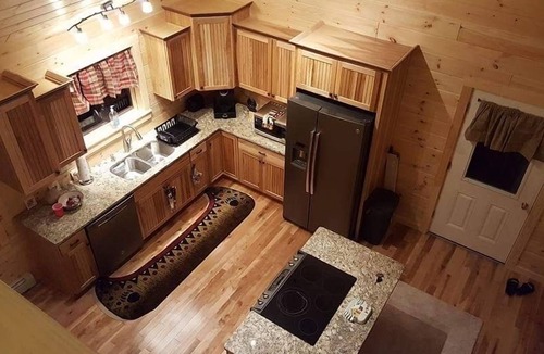 Lincoln Cabin | Lakefront Log Built 2016!