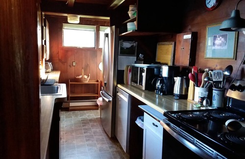 South Kingstown House | Lakefront Log Cabin nn2026: Please Email us before sending Reservation Request