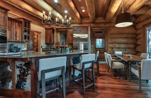 Mayhew House | Lakefront Log Home with Dock, Firepit, Kayaks