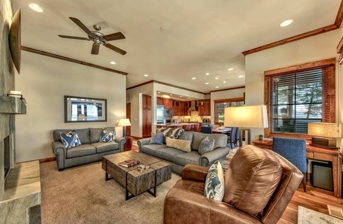 Sierra Shores Condo | Lakefront Luxury, Walkable, Gym, Hot Tub | PEAK 15