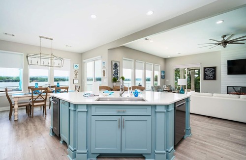 Hot Springs House | Lakefront Luxury | Pool | Hot Tub | Fire Pit | 5BR