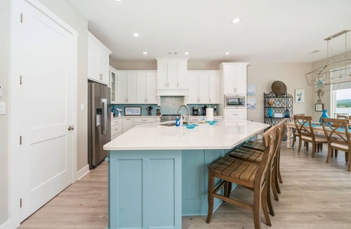 Hot Springs House | Lakefront Luxury | Pool | Hot Tub | Fire Pit | 5BR