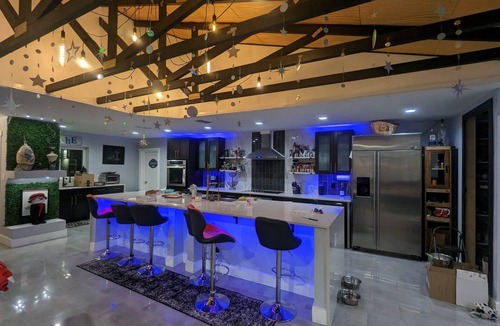 Orlando House | Lakefront Luxury pool 3100sq ft on lake.