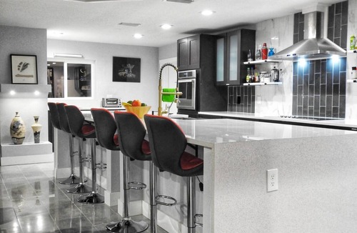 Orlando House | Lakefront Luxury pool 3100sq ft on lake.