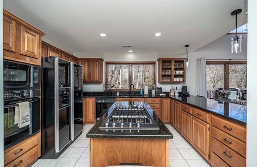 Garfield House | Lakefront Luxury | Private Pickleball Court