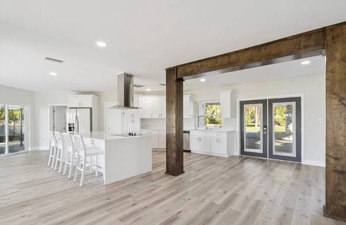 Pine Castle House | Lakefront Luxury w/Private Dock + Sunrises