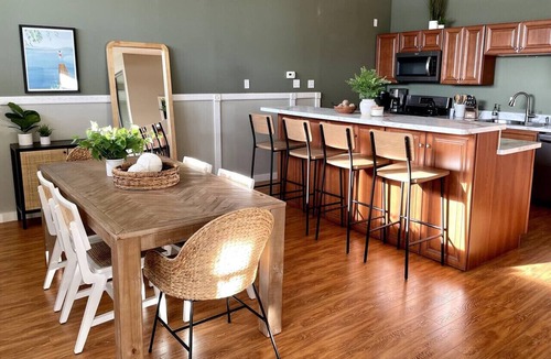 Copake Lake Apartment | Lakefront Marina Apartment with Views