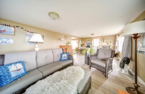 Chautauqua House | Lakefront Mayville Cottage w/Dock & Grill!