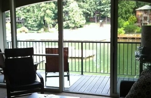 Lakewood Condo | Lakefront Modern with a beautiful view!