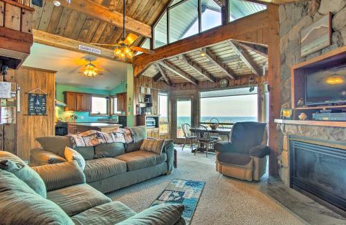 Montague House | Lakefront Montague Cottage with Deck and Beach!