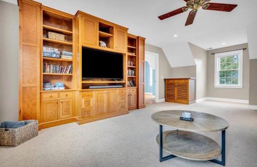 Denmark House | Lakefront Moose Pond Retreat