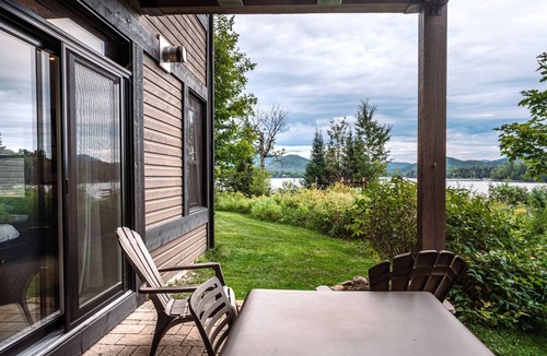 Lac Superieur Village Condo | Lakefront, Mountain View - Resort Studio
