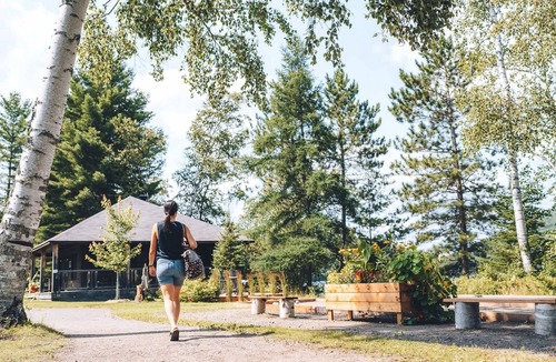 Lac Superieur Village Condo | Lakefront, Mountain View - Resort Access Loft