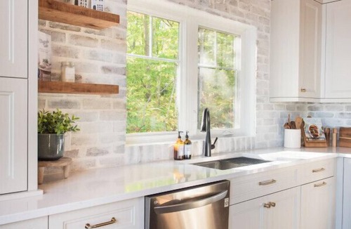 Georgian Bay Cottage | Lakefront Muskoka Cottage w/hot tub
