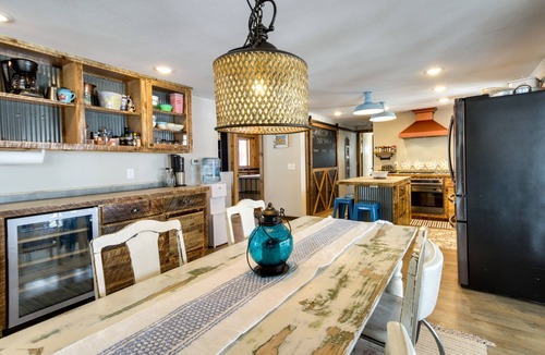 Nevis Cabin | Lakefront Nevis Cabin Escape w/Hot Tub!