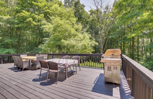Mahopac Cabin | Lakefront New York Abode w/Deck, Grill & Fire Pit