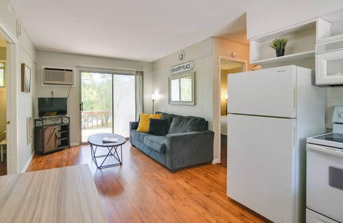 Kimberling City Cottage | Lakefront Oasis: Boat Slip, Kayaks & Outdoor Pool