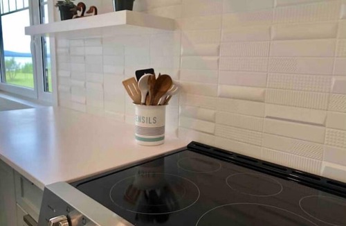 Baddeck Cottage | Lakefront Oasis