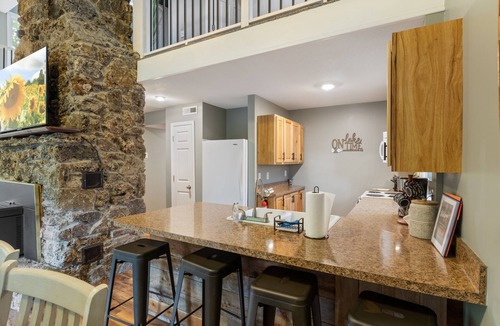 Osage Beach House | Lakefront Oasis in Eldon