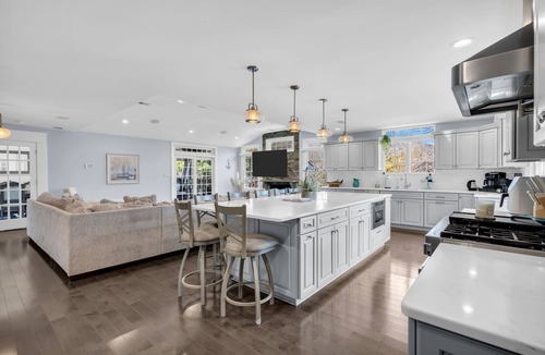 Toms River House | Lakefront Oasis Near the Beach