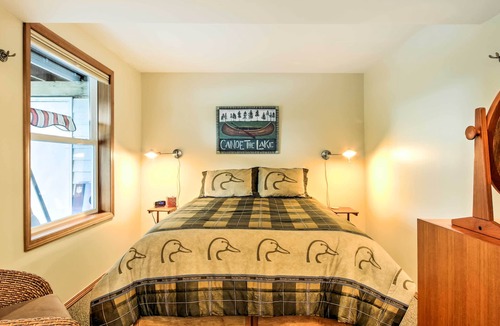 Lacey House | Lakefront Olympia Home w/ Private Dock + Views!