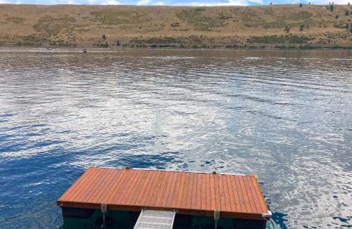 Joseph House | Lakefront on Lake Shore