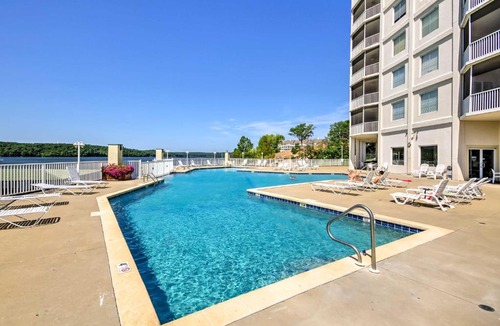 Osage Beach House | Lakefront Osage Beach Condo: Balcony & Pool Access