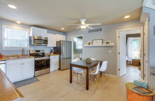 Linn Creek House | Lakefront Ozarks Home: Deck + Boat Dock!