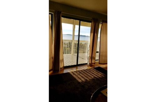 Granite Bay House | Lakefront! Panoramic Lake views.