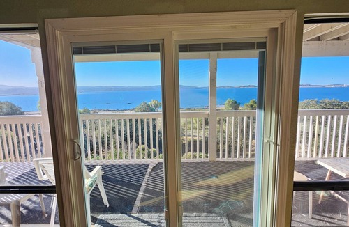 Granite Bay House | Lakefront panoramic views! 3-bedroom 2-bathroom house in beautiful Granite Bay