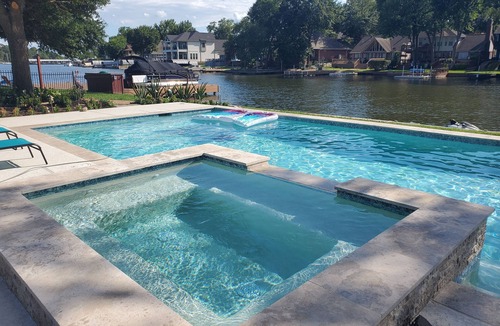 Seven Coves House | LAKEFRONT PARADISE HUGE POOL/SPA/BUG misting sys/4 game tables incl. Golden T