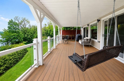Walton Park House | Lakefront Paradise Pool + Paddle Boats Sleeps 12