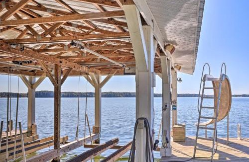 Cross Hill House | Lakefront Paradise with Fire Pit - Dogs Welcome!