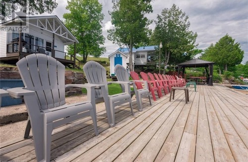Port Loring Cottage | "LAKEFRONT PARRY SOUND COTTAGE," equiped with all the amenities #4